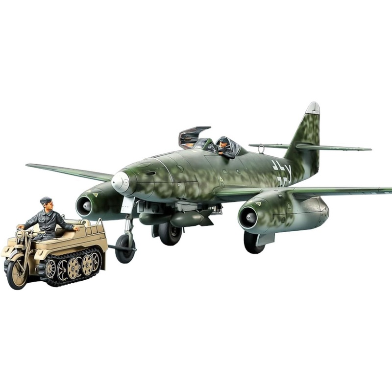 Tamiya 1/48 Messerschmitt Me262 A-2a w/Kettenkraftrad Plastic Model