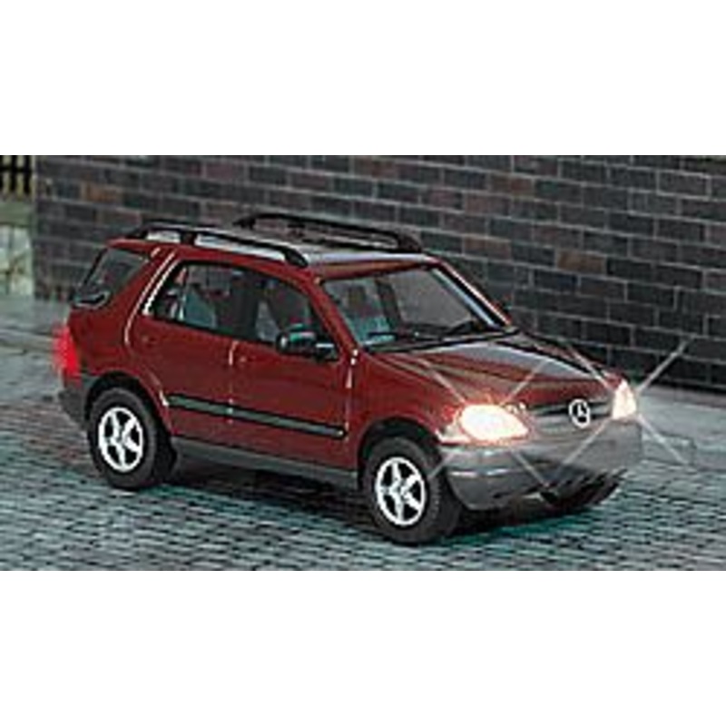 Mercedes M Klasse SUV w/Working Headlights & Taillights