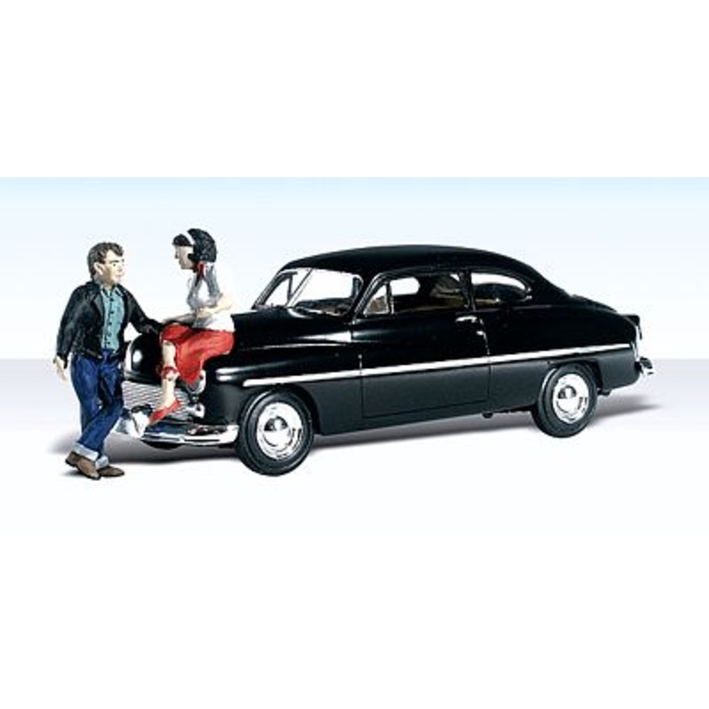 Automobile w/Figures