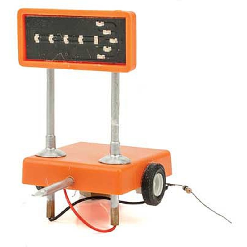 Flashing Highway Arrow Mobile Display w/3v DC Transformer, 5′ 30-Gauge Wire