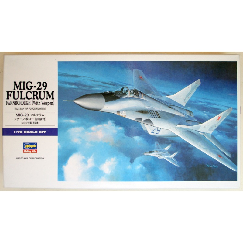 Hasegawa E11 MIG-29 FULCRUM FARNBOROUGH with Weapon 1/72 Scale Kit