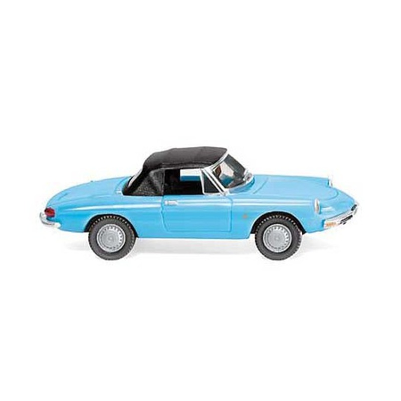 Alfa Spider light blue