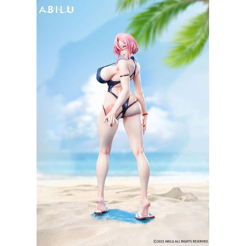 1/4 Molly’s Changing Clothes Time Competition Swimsuit Ver. Figure