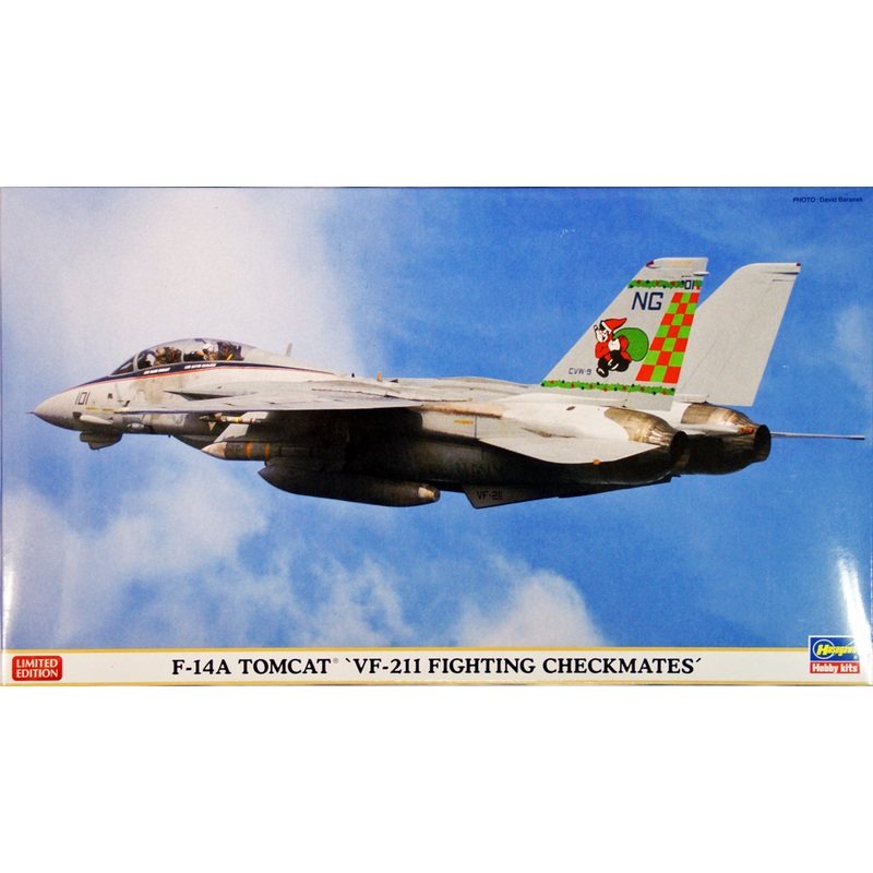 Hasegawa 02022 F-14A Tomcat VF-211 Fighting Checkmates 1/72 Scale Kit