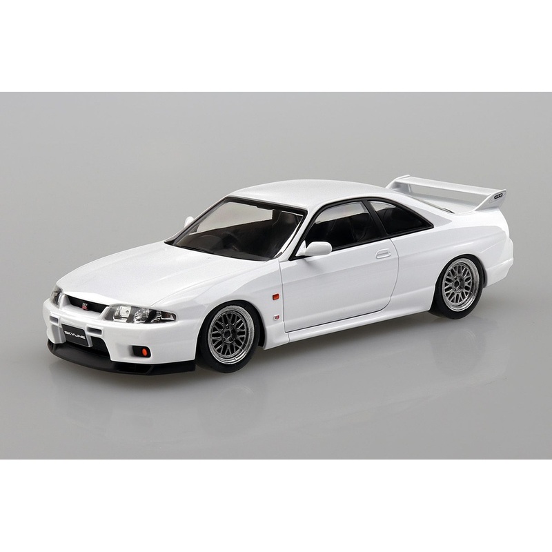 Aoshima The Snap Kit 1/32 Nissan R33 Skyline GT-R Custom Wheel (White) Plastic Model