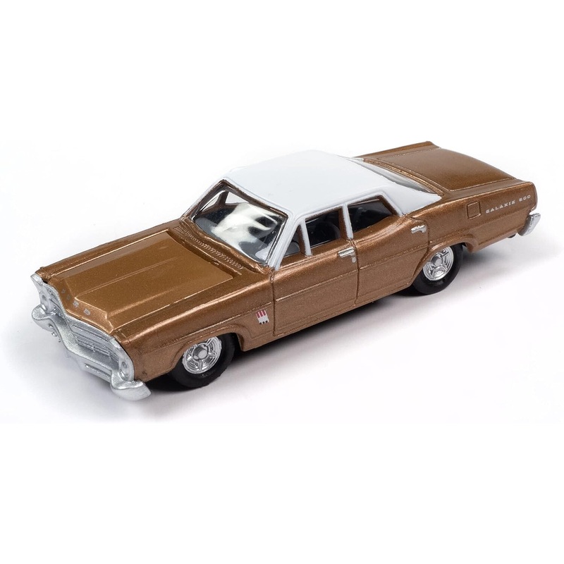 1967 Ford Galaxie Amber & White