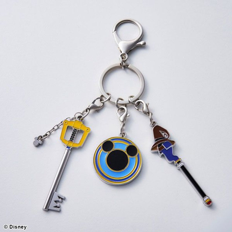 Square Enix Kingdom Hearts Metal Keychain Kingdom Key / Mage’s Staff / Knight’s Shield