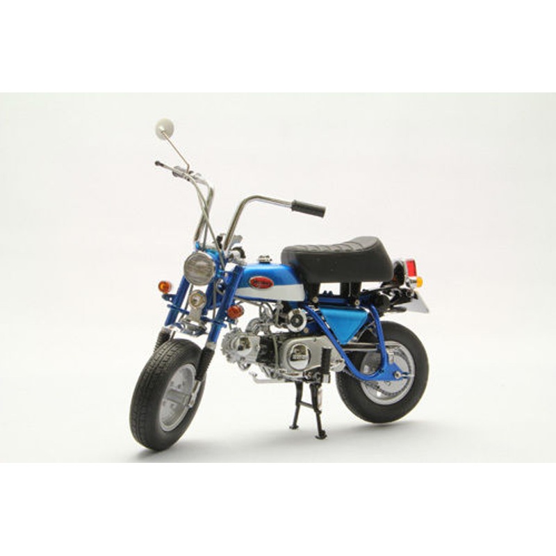 Ebbro 10021 Honda Monkey Z50Z (Blue) 1/10 Scale