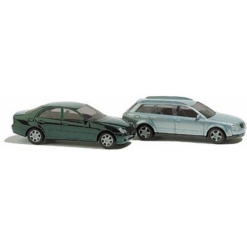 Audi A4 Avant Sedan & Mercedes C-Class Station Wagon