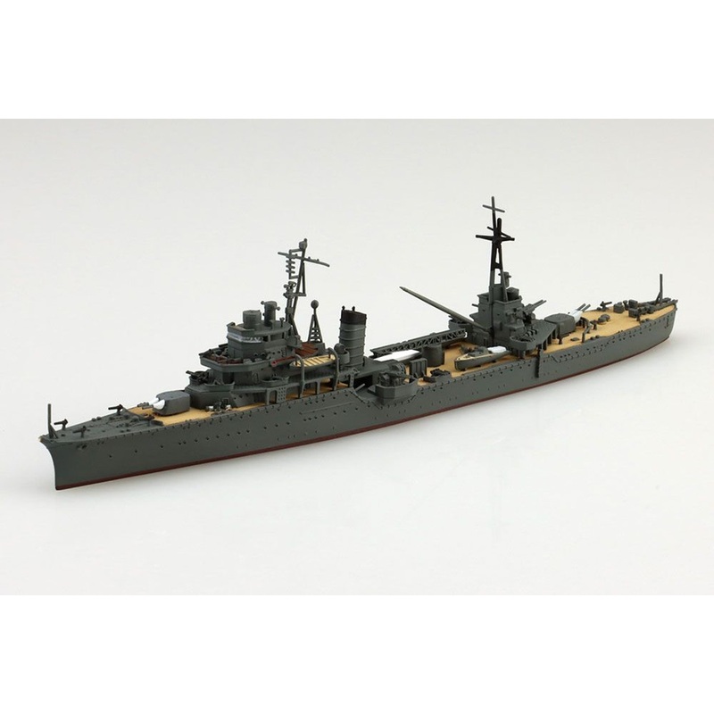 Aoshima 1/700 Japanese Navy Light Cruiser Kashima Plastic Model