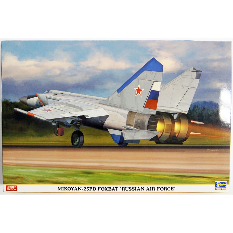 Hasegawa 02213 Mikoyan-25PD Foxbat Russian Air Force 1/72 Scale Kit