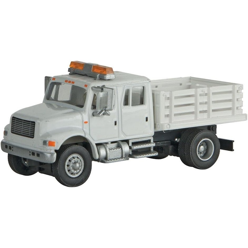 International(R) 4900 Open Stake Bed Utility Truck