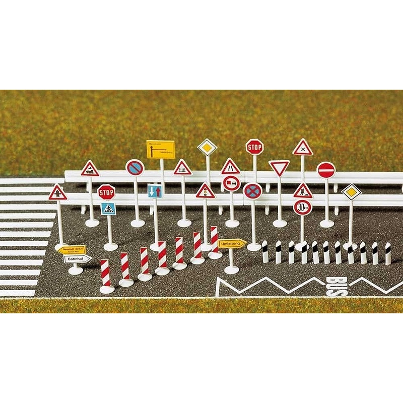 Traffic Sign Set – N-Scale