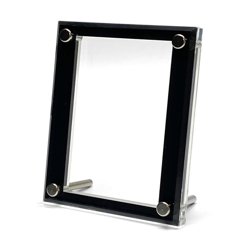 With D High-End-Type Ultra Pro Magnet Holder Version