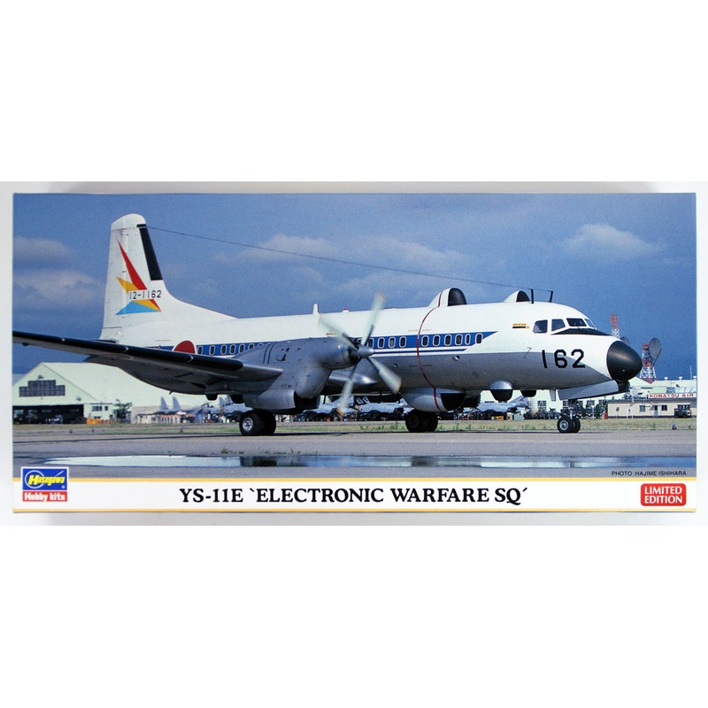 Hasegawa 10819 YS-11E Electronic Warfare Support Unit 1/144 Scale Kit