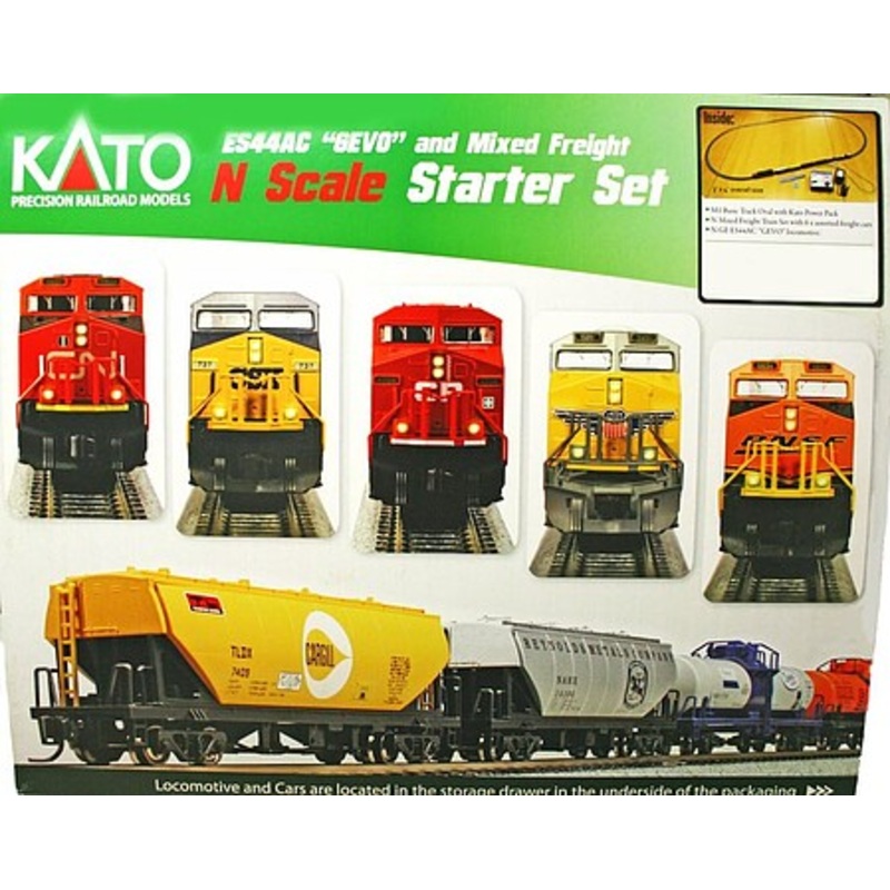 GE ES44AC GEVO Mixed Freight Starter Set Union Pacific Loco