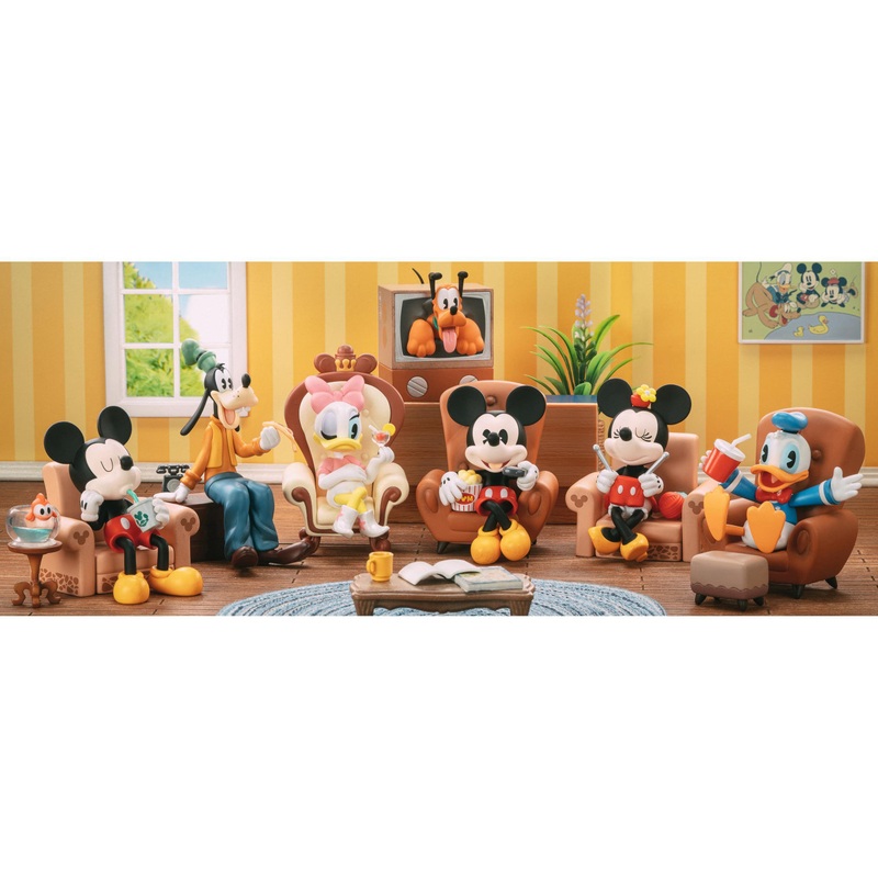 52Toys Blind Box Mickey & Friends Happy Friends Gathering 6 Piece Box