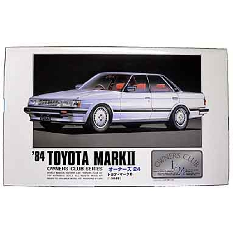Arii Owners Club 1/24 02 1984 Toyota Mark II (2) 1/24 Scale Kit (Microace)