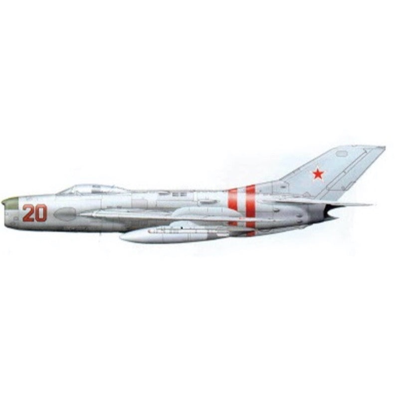 Trumpeter 01647 1/72 MiG-19 PM Farmer E