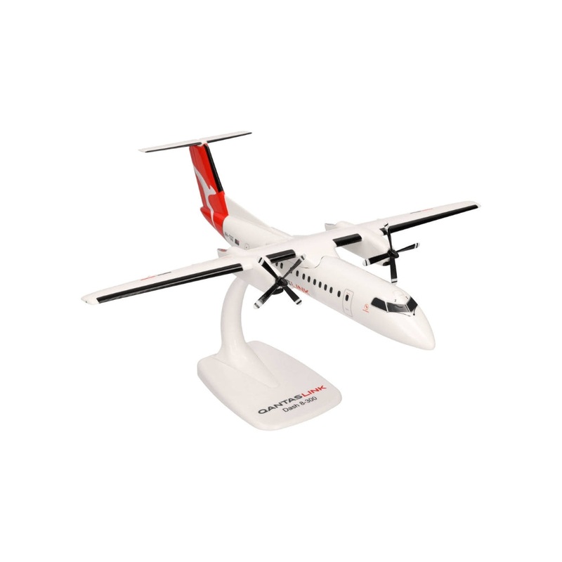 Herpa HE614221 1/100 SNAP FIT Qantaslink DHC-8-300 – VH-TQZ