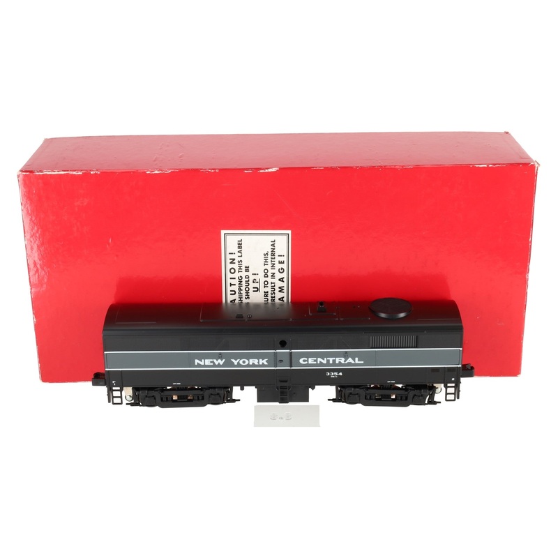 Weaver 6531 O New York Central FA-2 B Unit Pwd Diesel Locomotive #3354 (3-Rail) EX/Box
