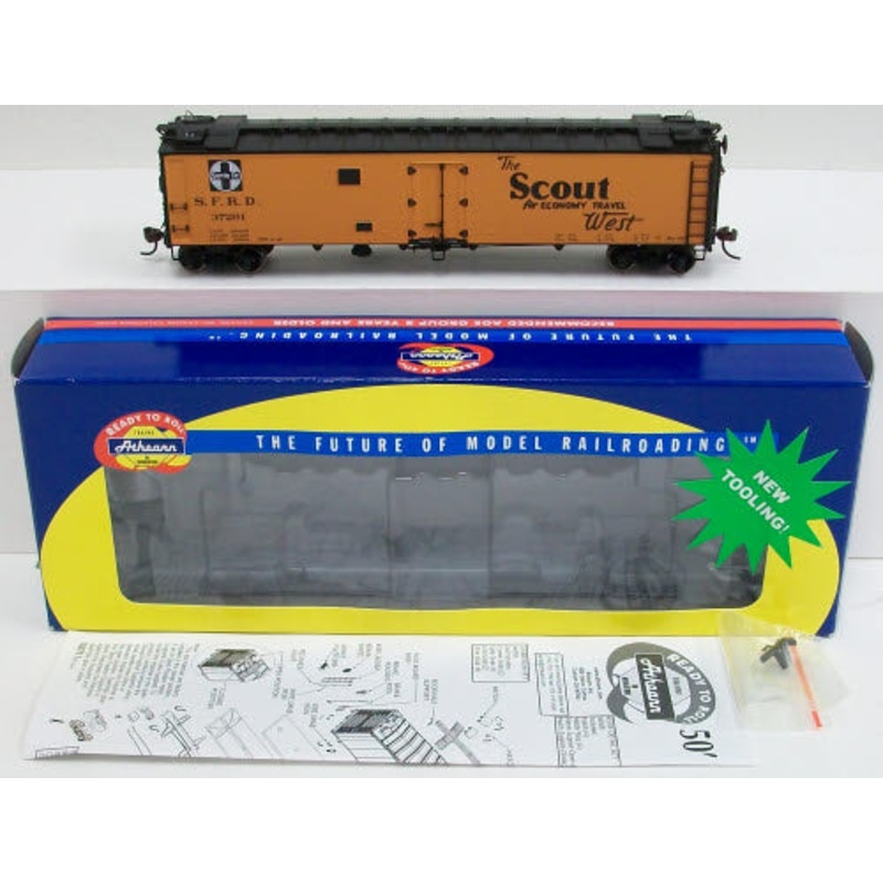 Athearn 94501 HO Scale AT&SF Scout 50′ Ice Bunker Reefer #37291 LN/Box