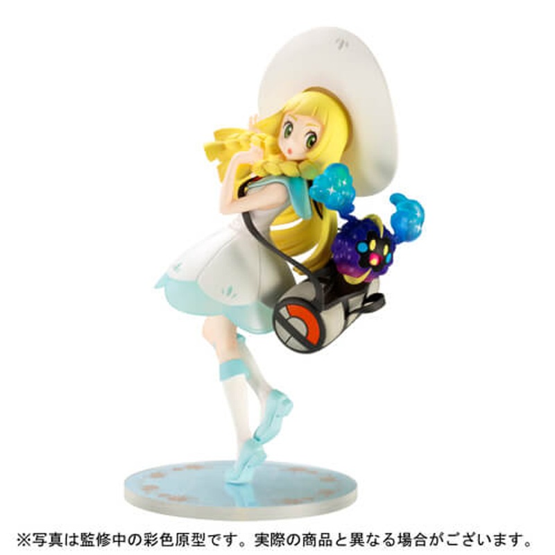 Pokemon Center Original Lillie & Cosmog  / Scale Figure