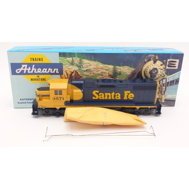 Athearn 4608 HO Santa Fe GP38-2 Diesel Locomotive #3571 LN/Box