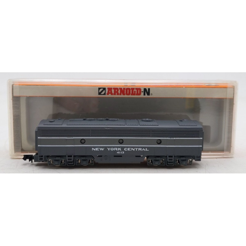Arnold 5014 N Scale New York Central Unpowered B Unit Diesel Locomotive # 4113 EX/Box