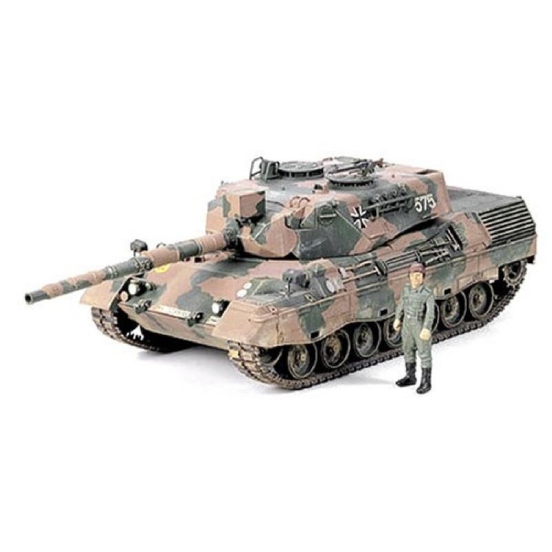 Tamiya 35112 West German Tank Leopard A4 1/35 Scale Kit