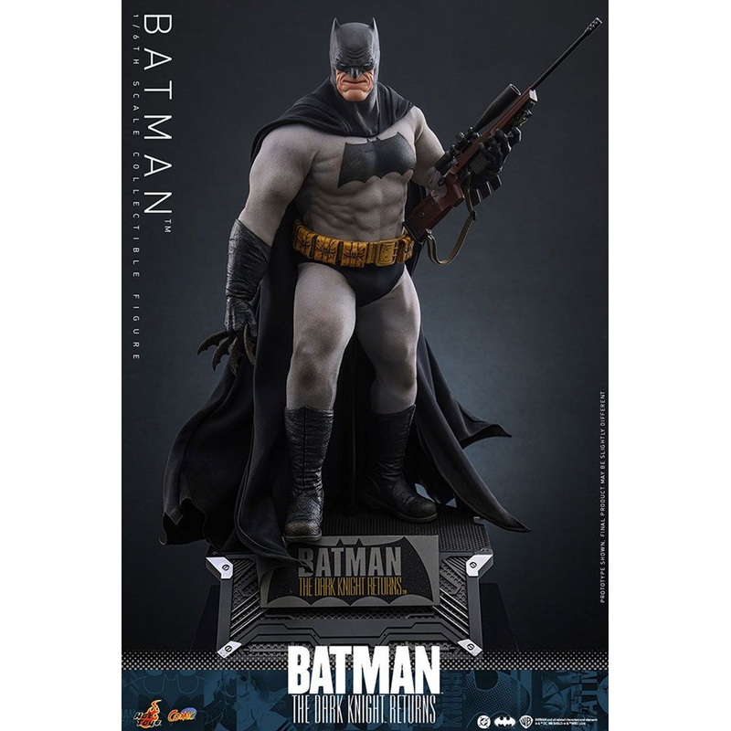 Hot Toys 1/6 Comic Masterpiece – Scale Fully Poseable Figure: Batman: The Dark Knight Returns – Batman