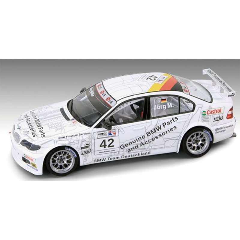 Platz 1/24 BMW 320i 2005 E46 WTCC Race of France Winner Plastic Model