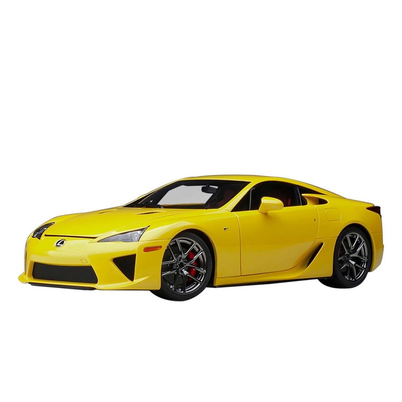 AUTOArt 1/18 Lexus LFA (Pearl Yellow) Finished Model